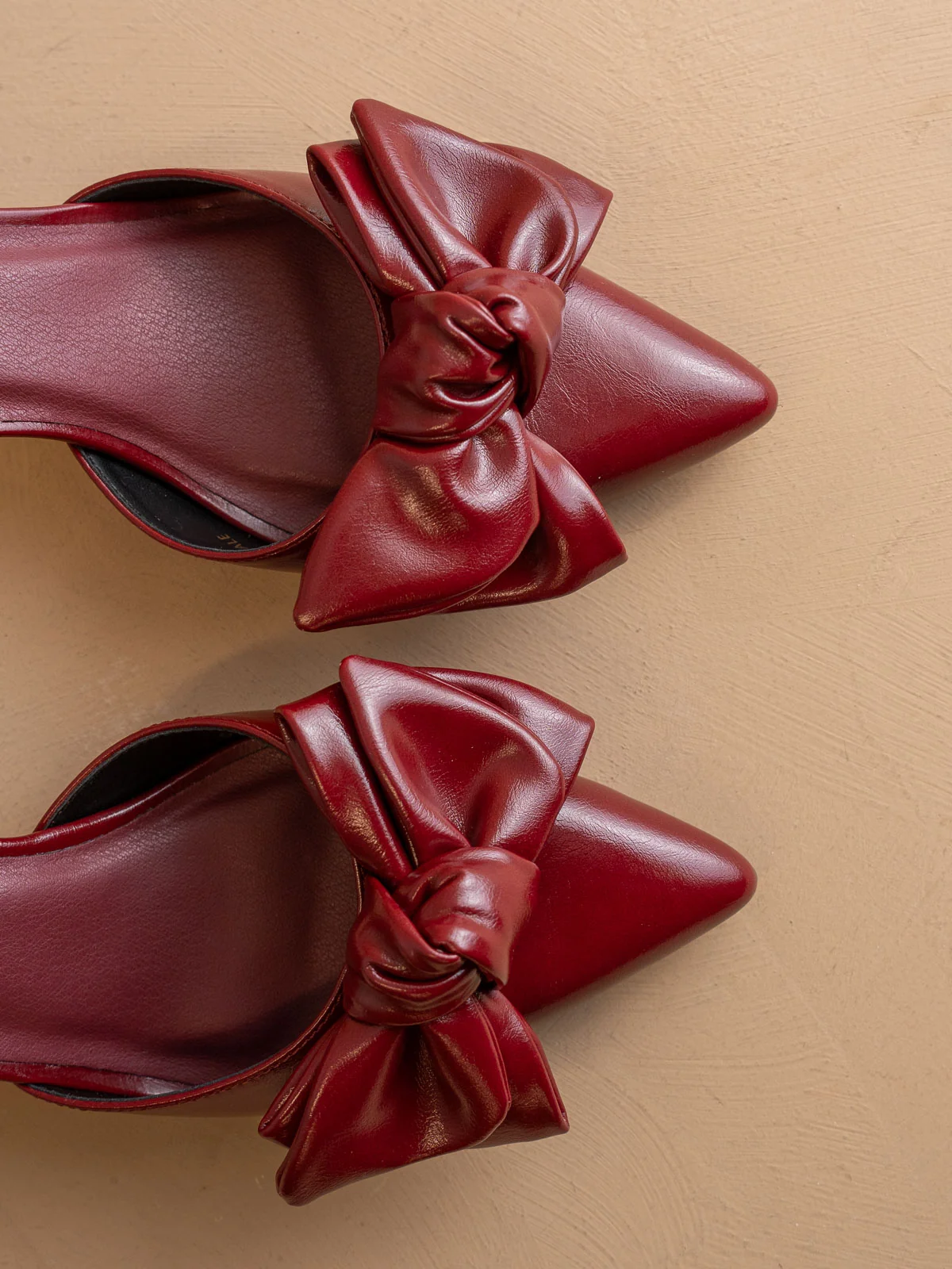 The Jane | Burgundy Wine Pointed Toe Bow Accent Kitten Heel  *FINAL SALE* - Image 3