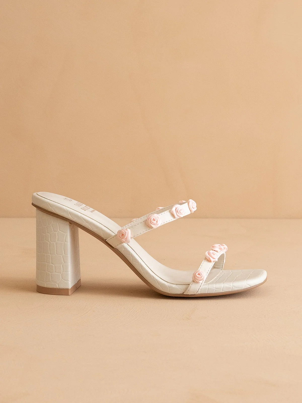 The Nia | White Rosette Adorned Block Heel *FINAL SALE* - Image 5