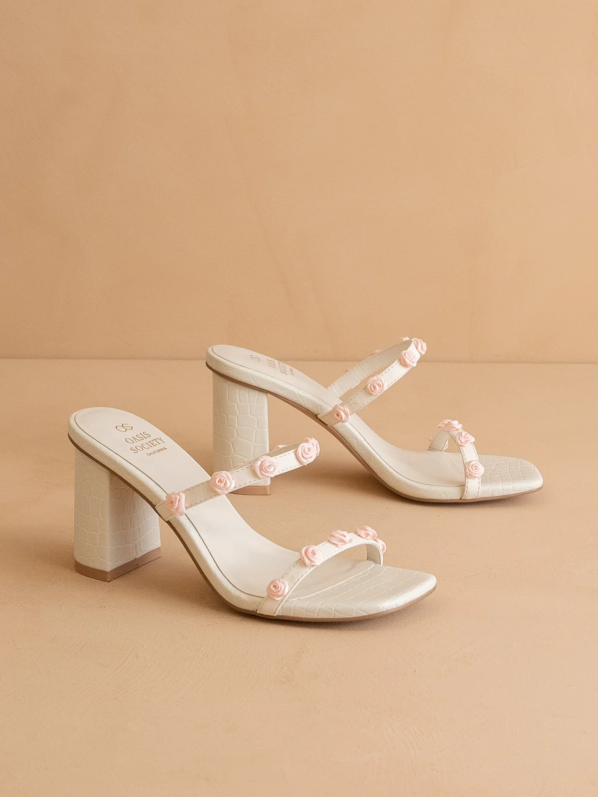 The Nia | White Rosette Adorned Block Heel *FINAL SALE* - Image 7
