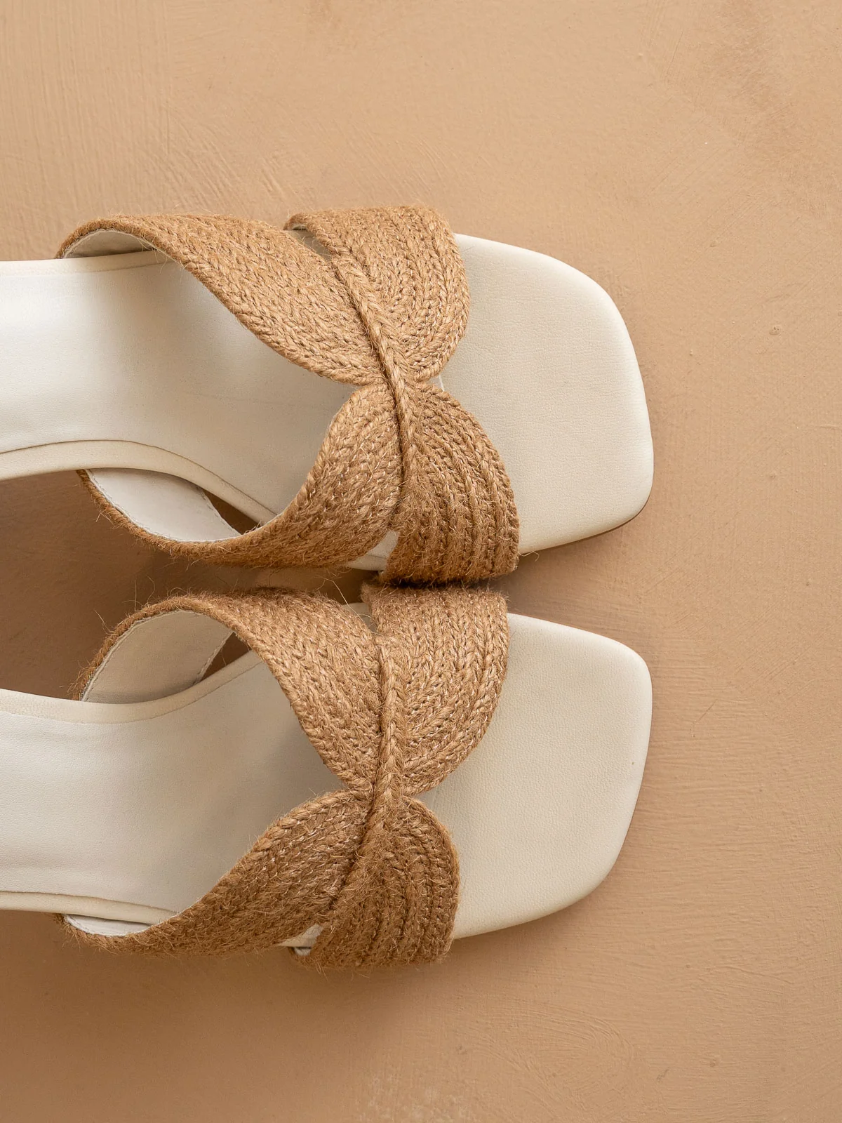 The Santiago | Toffee Raffia Block Heel - Image 4